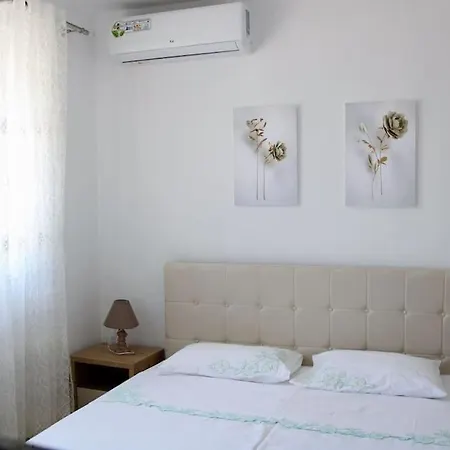 Penthouse 1-bedroom Open Layout Appartement *